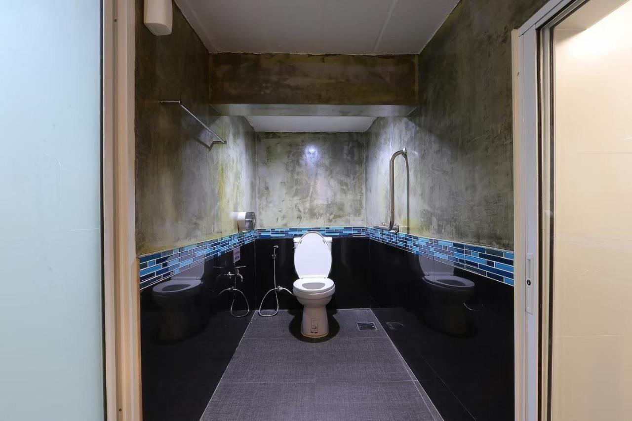 Baankhon Private Room In Thai House Check In By Yourself Code Inbox Adult Only Bangkok Bagian luar foto
